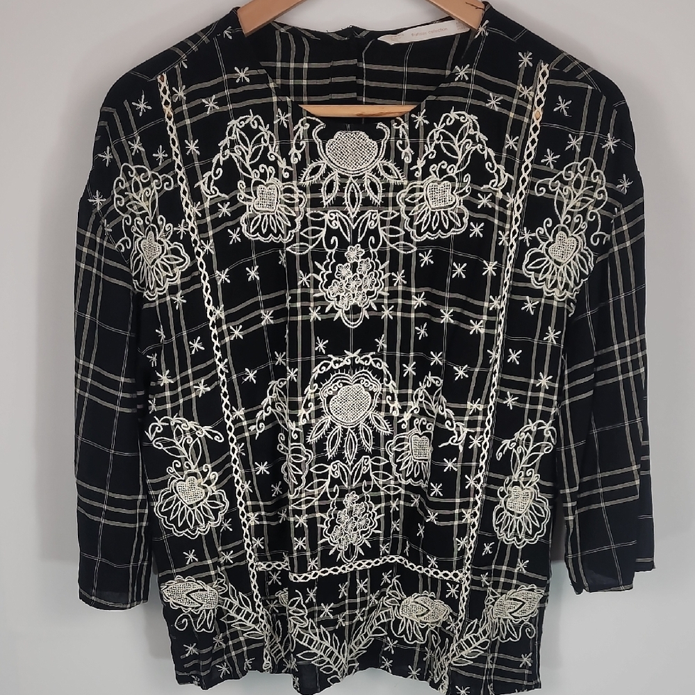 Zara Black Blouse with White Embroidery